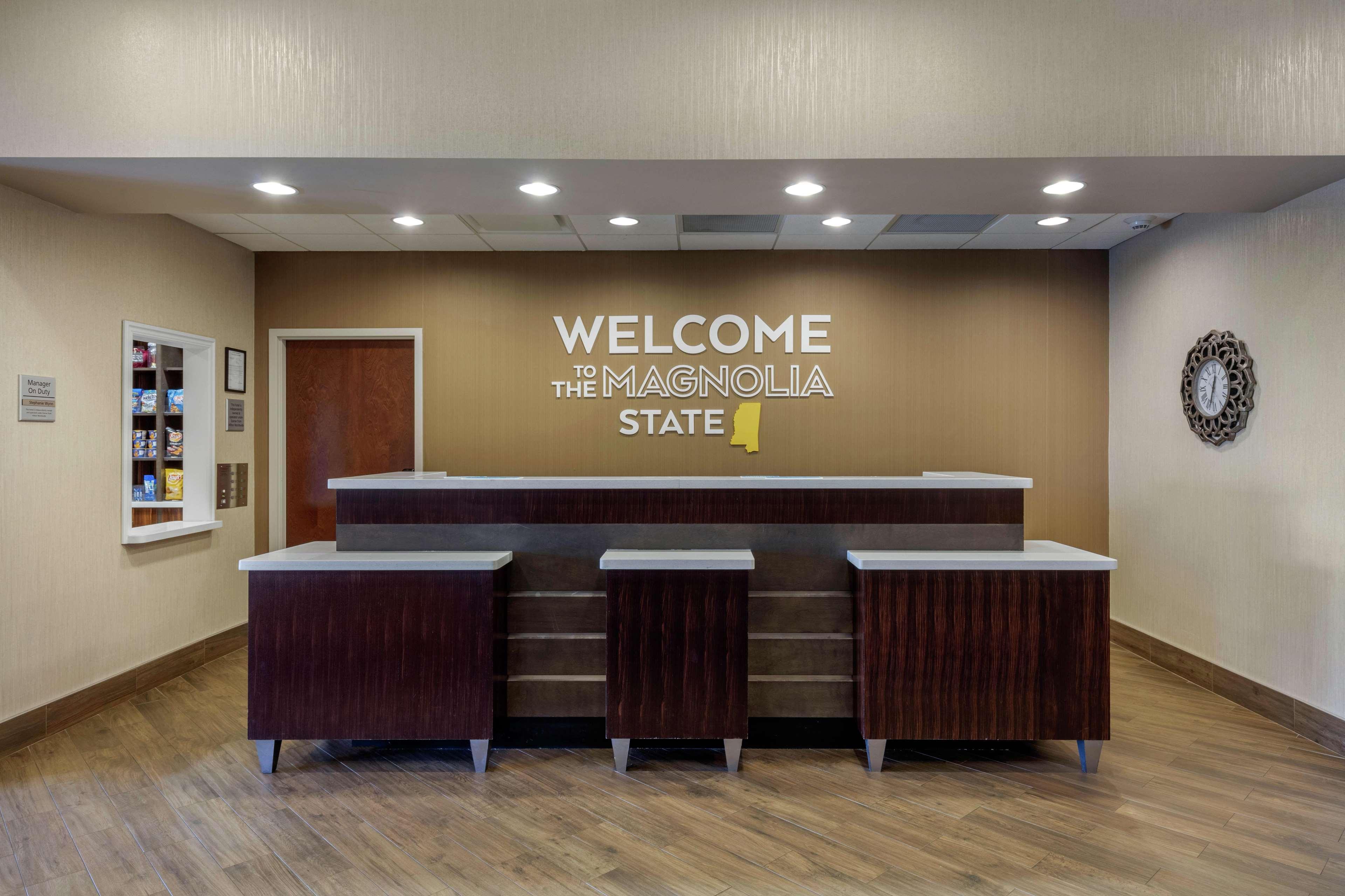 Hampton Inn And Suites Columbus, Ms Zewnętrze zdjęcie