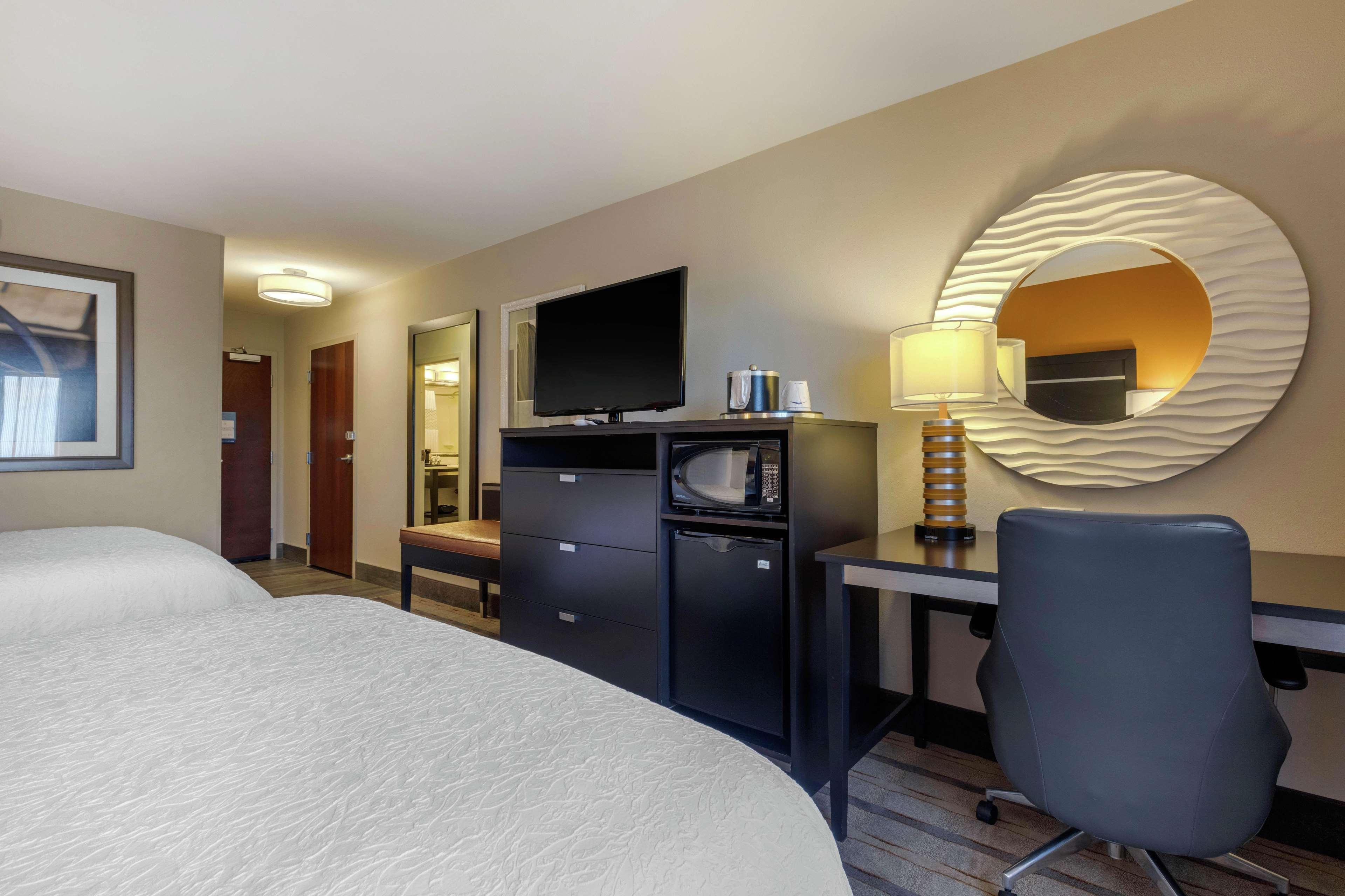 Hampton Inn And Suites Columbus, Ms Zewnętrze zdjęcie